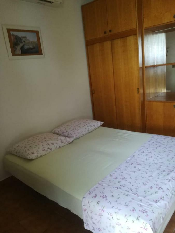 Apartmani Ujdur Omiš Eksteriør billede