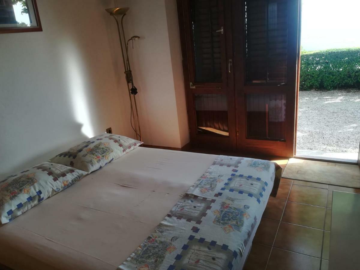 Apartmani Ujdur Omiš Eksteriør billede