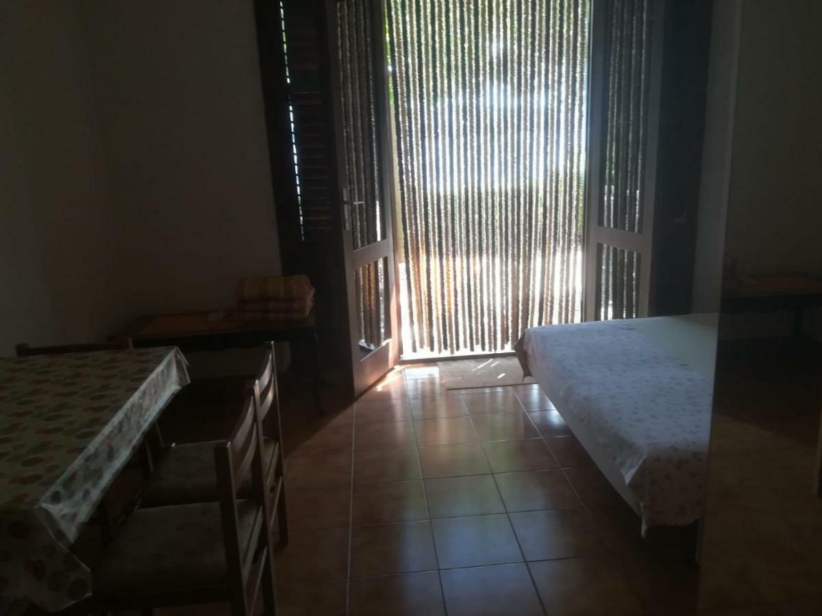 Apartmani Ujdur Omiš Eksteriør billede