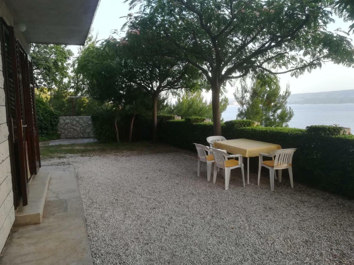 Apartmani Ujdur Omiš Eksteriør billede