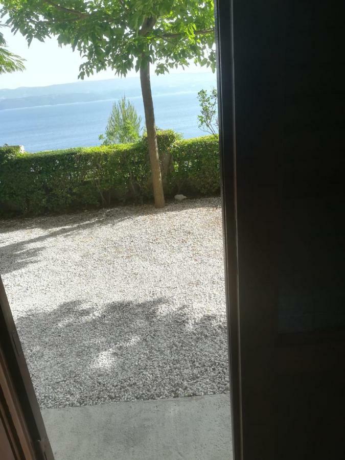 Apartmani Ujdur Omiš Eksteriør billede